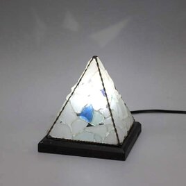 シーグラスのランプ　ピラミッドランプSー49の画像