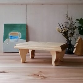 かわいいサイズの木製アンティークミニテーブル トレイ ②の画像