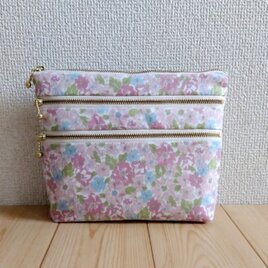 【在庫SALE】淡い花柄　4段ファスナーポーチ+ポケット　バッグインバッグ　大きめ　母子手帳・通帳ケース　ピンク　　440