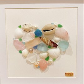 シーグラスアート　ヒーリングアート　ハート　絵画　インテリア　飾り　貝殻　海の画像