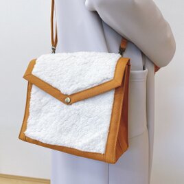 倉敷帆布　シープボア　ショルダーバッグ　バイカラー　サコッシュ　自立　軽量　（アイボリー×キャメル）の画像