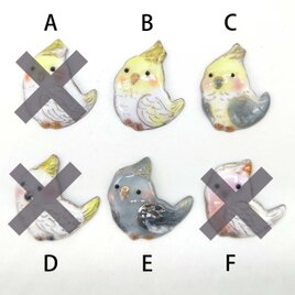 ぽっちゃりオカメインコの七宝焼ピンブローチ（ピンバッジ）【受注制作】の画像