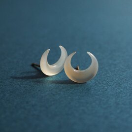 白蝶貝の三日月ピアス*14kgf