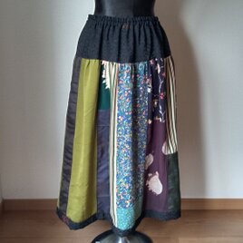 アンティーク着物を集めてギャザースカート　絹の画像