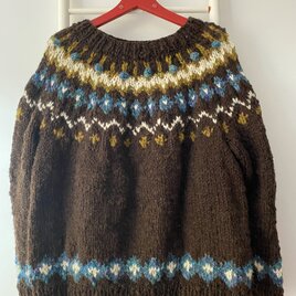 手紡ぎ毛糸のセーター　ブラウンの画像