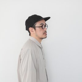 Looks neat cap / black denim