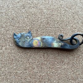 ねこたん　猫のキーホルダー（さび茶：真鍮焼き）Fの画像