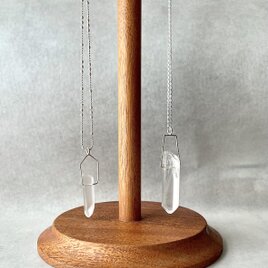 水晶の装身具の画像