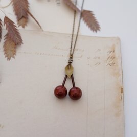 cherry necklaceの画像