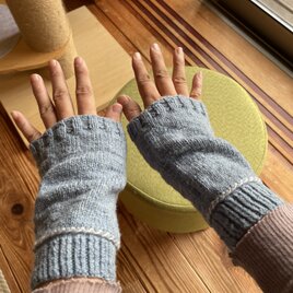 カシミアアームウォーマー-light blue受注生産の画像