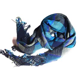 紺とグリーンの 秋冬物 大判ストール 【手織り】の画像