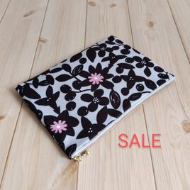 【SALE】北欧風花柄　大きめ20cm　花柄のフラットポーチ　内ポケット　ブラウン　　608の画像