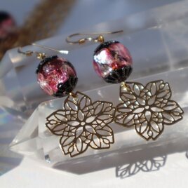 桜のピアス ホタルガラス 14KGF ほたる玉 蓄光 とんぼ玉 ピンク