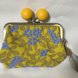 ミモザ　刺繍　大きい木玉親子がま口ミニ財布２　の画像