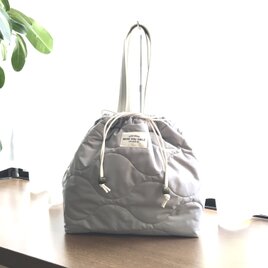 ひょうたんキルトの2wayバッグ（色・サンドベージュ）の画像