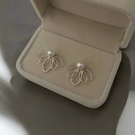 ピアス14kgf【main】／ゴールド　パール　フォーマル　アレルギー対応　入学式　卒業式