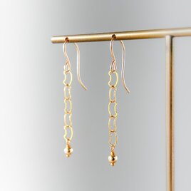 まいにち猫パレード！✧ 猫チェーンピアス（14kgf）軽やかに揺れる隠れ猫モチーフ