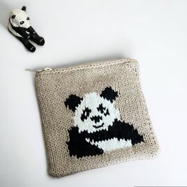 手編みのパンダさんミニポーチ/ベージュの画像
