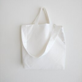 ビーズの飾り 綿麻＆キルトの２wayバッグ(白)：カスタマイズできますの画像