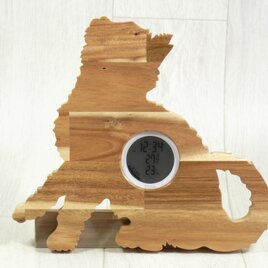 デジタル温・湿度計（時計付）仔猫（座り姿側面２）【木製（アカシア集成材）】（置き・掛け兼用）の画像