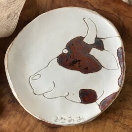 手作り窯焼き皿(牛)の画像