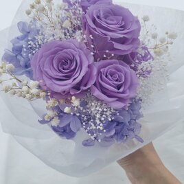 プリザーブドフラワー/ライラックローズと紫陽花の花束/花束ラッピングでお届けの画像