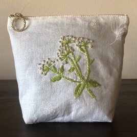 リネン　お花刺繍　ポーチ　Lサイズ　受注製作の画像