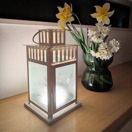 昭和レトロガラス　センサー　ステンドグラスライト　LEDライト　USB充電式　【葉っぱ】の画像