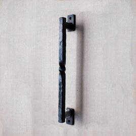 【ロートアイアンのドアハンドル】　ハンドメイドの国産ドア取っ手　角T30㎝の画像
