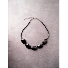 Big Onyx Plane Necklace／オーバルオニキス プレーンネックレス（Black）の画像