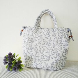 たっぷり入る♡はっぱ柄トートbagの画像