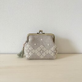 ハーダンガー刺繍（エクリュ色）◇◇◇ 10センチがま口の画像