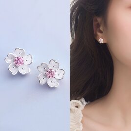 ピアス 18K レディース アレルギー対応 小さめ さくら 桜 サクラ シルバー925 花 フラワー 春 プレゼント 仕事の画像