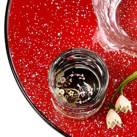 桜に流水紋の鯉の杯（4匹）の画像