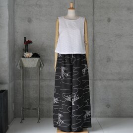 ロングスカート風のマキシパンツ　 フリーサイズ   　着物リメイク　の画像