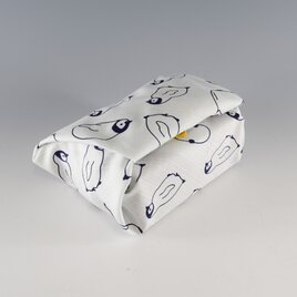 風呂敷　日本のかたち　チーフ　ペンギン　白　ふろしき　 弁当箱包み　綿100％　50cm幅の画像