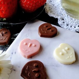 ふくろうのチョコレート型(ハート形)　シリコンモールド　お菓子　手作り　プレゼントの画像