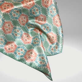 トルコ製シルクスカーフ　　<トルコラグパターン>の画像