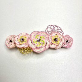 水引髪飾り　ピンクのバレッタ　梅結びと曼荼羅結び　お洒落に可愛く