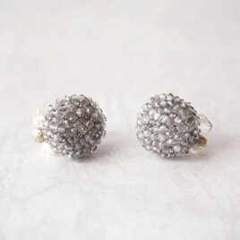 【 shiny gray】pierced earrings-02の画像