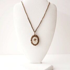 【cross/brown】necklaceの画像