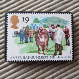 イギリス　切手ブローチ 9594の画像