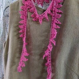 ピンク　もみの木のかぎ針編みネックレスの画像