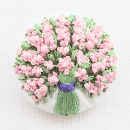 ピンクの小花の花束　刺繍ブローチの画像