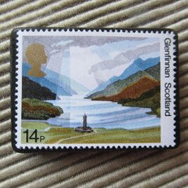 イギリス　切手ブローチ 9599の画像