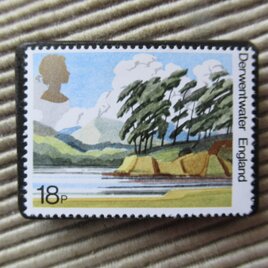 イギリス　切手ブローチ 9600の画像