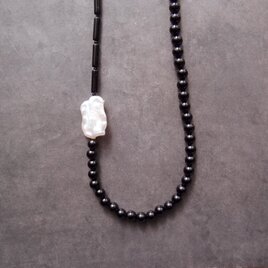 Biwa Pearl × Black Onyx Necklace／ビワパール × オニキス ネックレスの画像