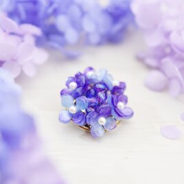 【ブローチ】ガクアジサイ（額紫陽花） パープル系の画像