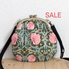 【値下げ】V&Aウィリアムモリス　がま口ショルダーバッグ　スマホポシェット　16.5cmハート口金　ピンパネル　ピンク　　726