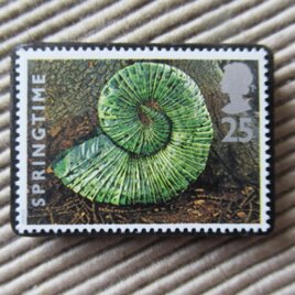 イギリス　化石切手ブローチ 9617の画像
